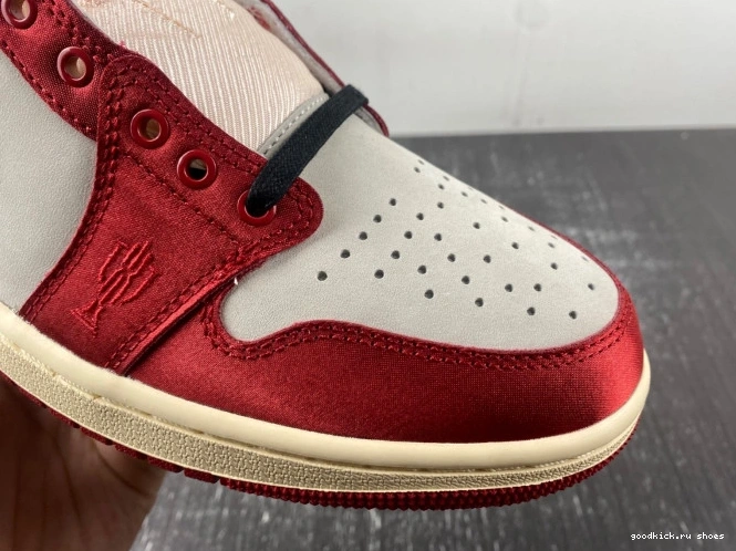 Cheap Trophy Room Away Jordan OG FN0432-100 Low Air 1 x 0720